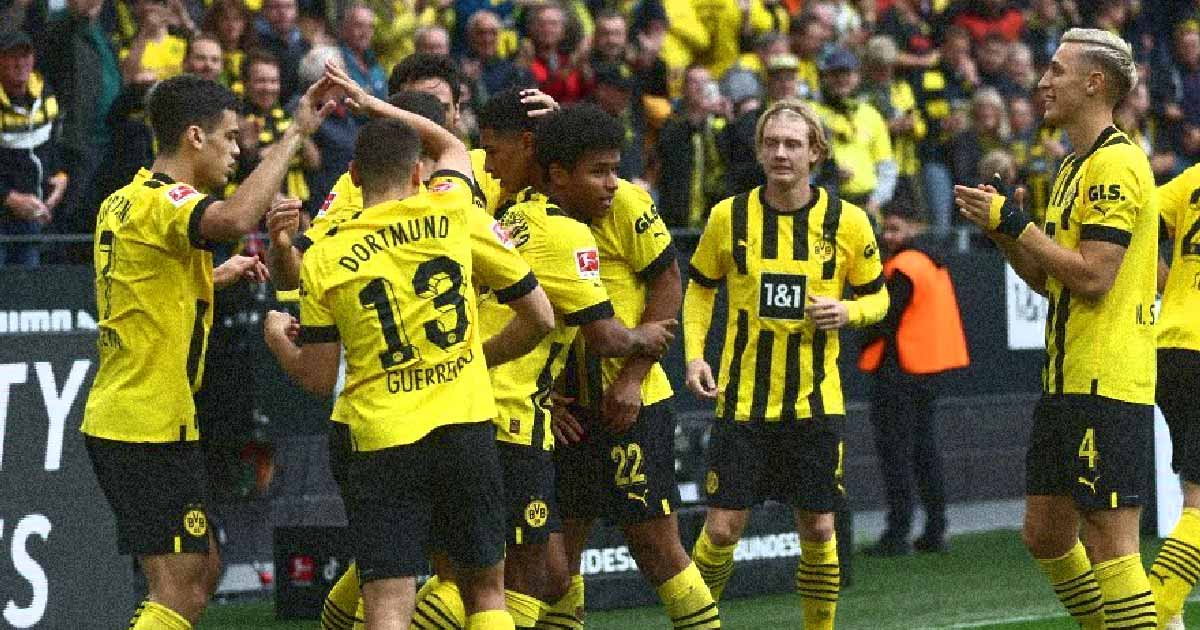 Jude Bellingham tỏa sáng, Borussia Dortmund 'vùi dập' Stuttgart 5 bàn không gỡ