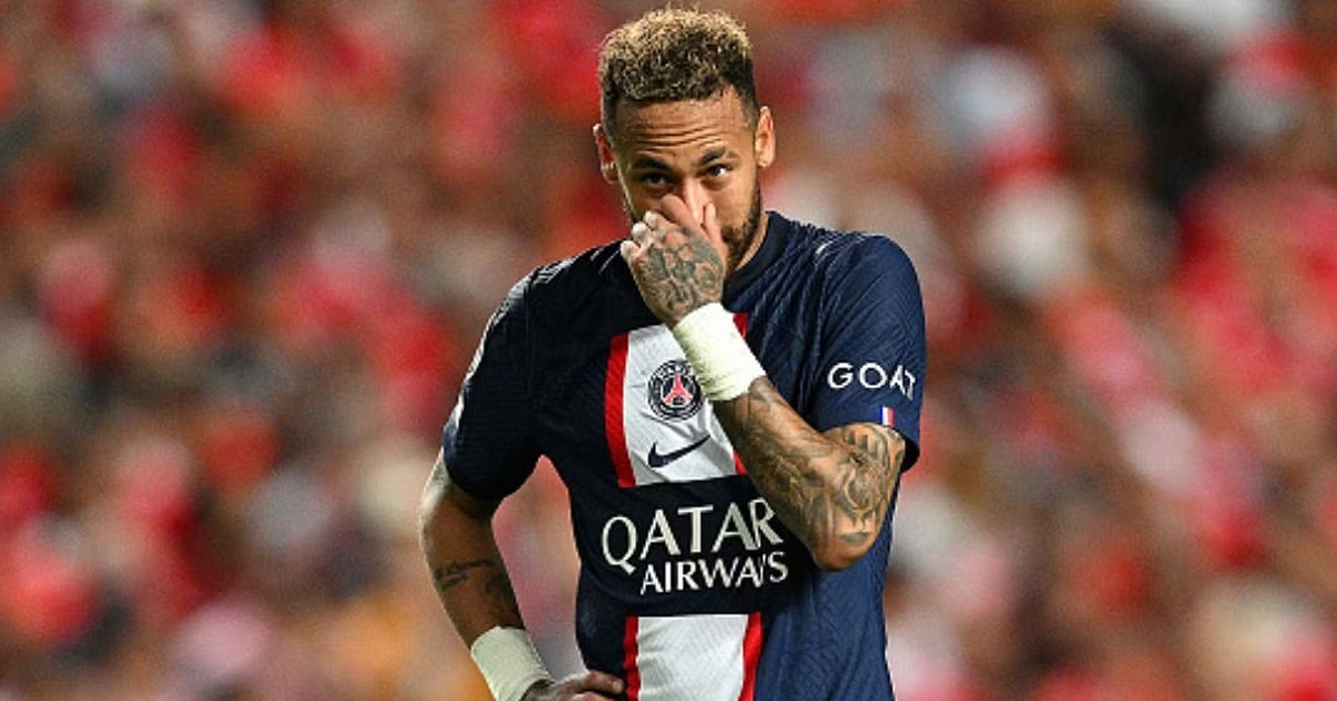 Vận rủi đeo bám, Neymar lại nhận tin dữ
