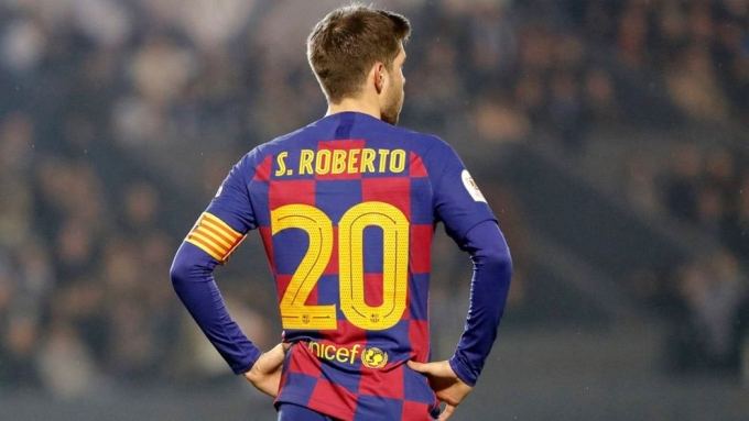 Messi chỉ rõ ’cừu đen’ cần loại bỏ ở Barca