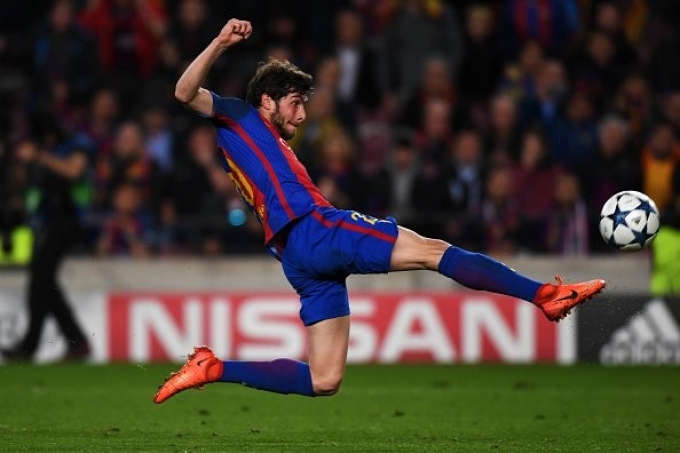 Messi chỉ rõ ’cừu đen’ cần loại bỏ ở Barca