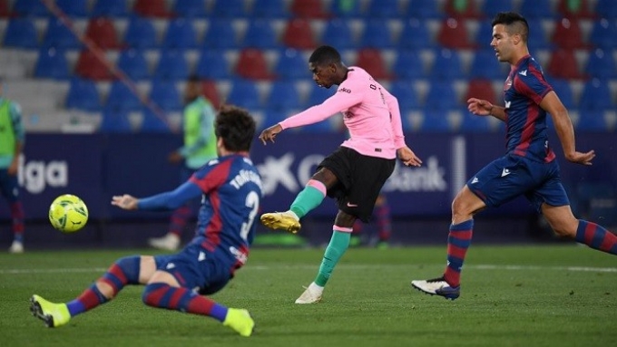 5 điểm nhấn Levante 3-3 Barca: Koeman lộ điểm yếu; Barca thiệt đơn thiệt kép
