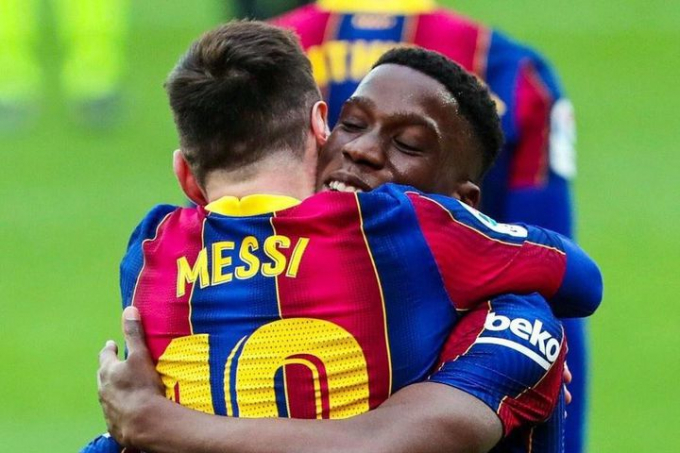 Trì hoãn gia hạn với Barca, “Pogba 2.0” bị 3 ông lớn NHA mai phục