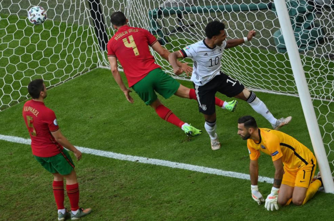 5 điểm nhấn Bồ Đào Nha 2-4 Đức: Ronaldo gánh hàng công, hàng thủ gánh đội bạn