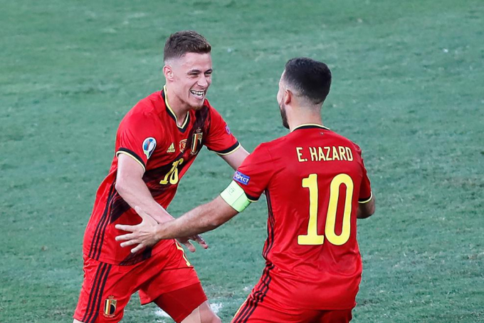 Năng suất làm việc trái ngược của anh em nhà Hazard tại EURO 2021