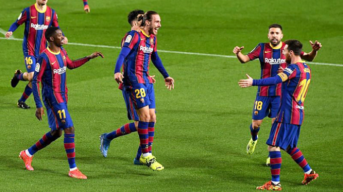 Barca và 72 giờ bão tố với Lionel Messi