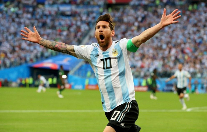 Messi tỏa sáng, Argentina đi tiếp ở Copa America