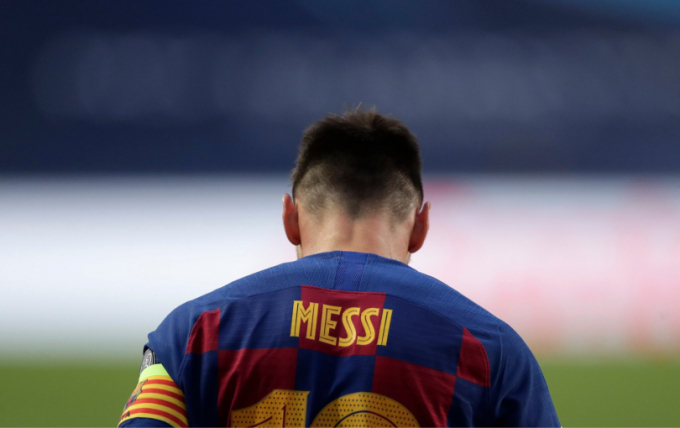 Messi ra đi, CĐV Barcelona trút giận lên bom tấn 120 triệu euro