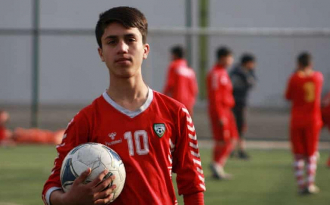 Tuyển thủ 19 tuổi của Afghanistan thiệt mạng vì rơi khỏi máy bay