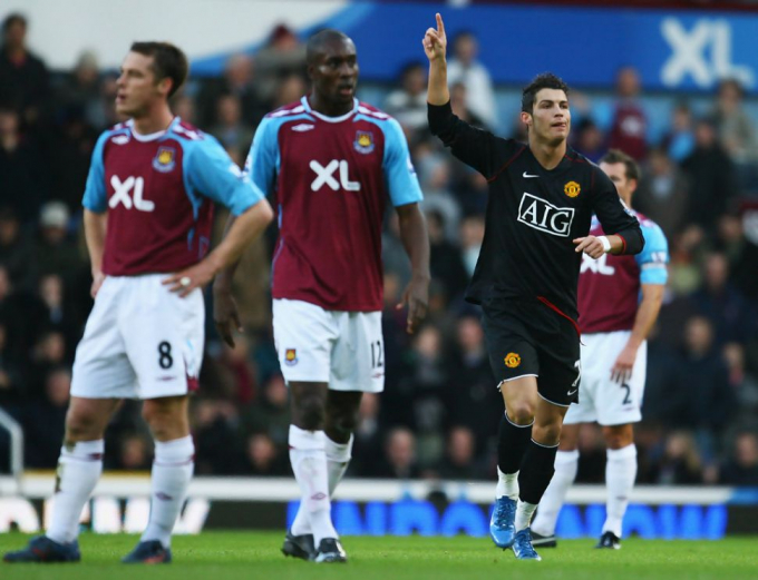 Ronaldo sẽ giúp MU đánh bại West Ham, củng cố ngôi đầu bảng