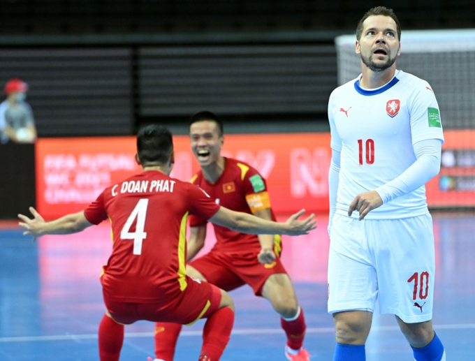 ”CH Séc có cơ hội để ghi 10 bàn thắng vào lưới ĐT Futsal Việt Nam”