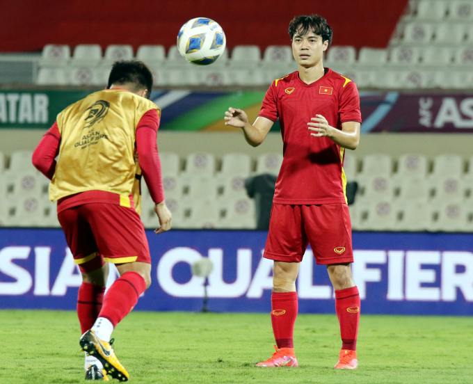 Cầu thủ Việt Nam hừng hực khí thế trước khi gặp Trung Quốc