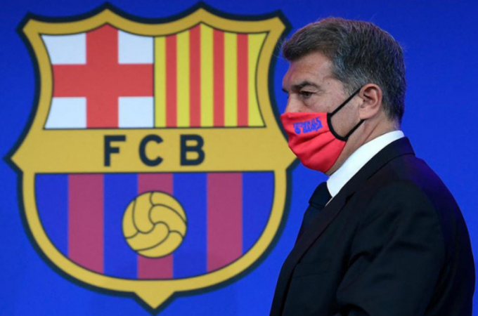 Laporta: ”Tôi đã kỳ vọng Messi sẽ tự ngỏ lời thi đấu không lương cho Barca”