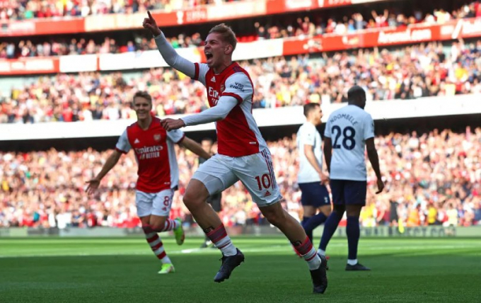 Arsenal đề nghị hoãn ’đại chiến’ Bắc London với Tottenham Hotspur
