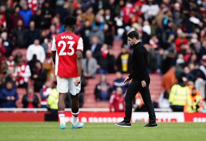 Arsenal thua 2 trận liên tiếp, Arteta khẳng định cầu thủ xứng đáng ’ăn tát’