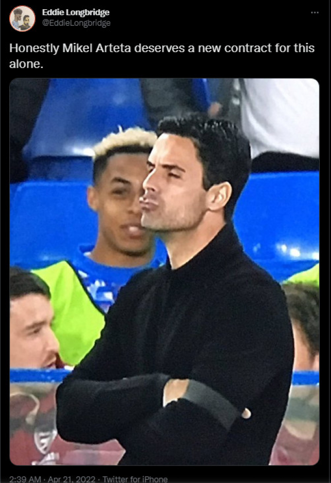 Arteta có biểu cảm ’giận dỗi’ trọng tài trong trận thắng Chelsea