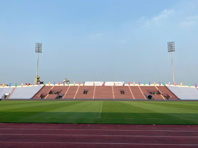 Toàn cảnh sân Phú Thọ trước trận U23 Việt Nam - U23 Indonesia