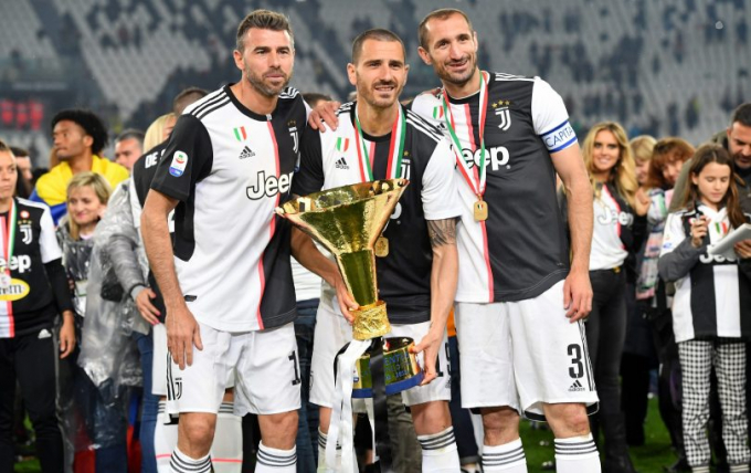 Chiellini xác nhận chia tay Juventus sau gần 20 năm gắn bó