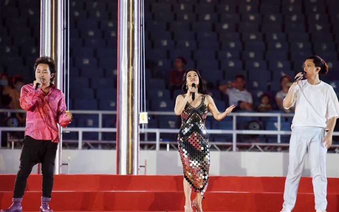 Hồng Nhung - Nữ ca sĩ hạnh phúc nhất tại Việt Nam với 2 lần góp mặt tại SEA Games