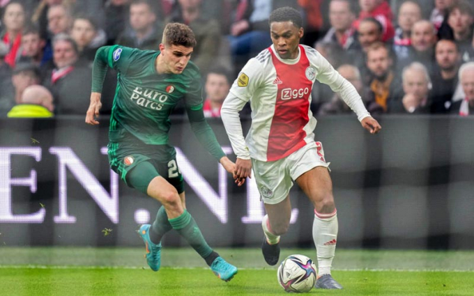 Man United bắt đầu đàm phán với Ajax về hậu vệ Jurrien Timber