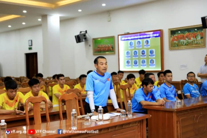 HLV Đinh Thế Nam muốn vô địch U19 AFF Cup