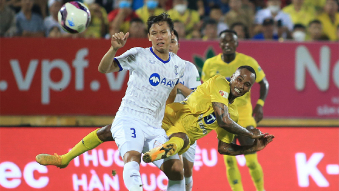 Nam Định nói lời chia tay với chân sút cự phách trong lịch sử V-League