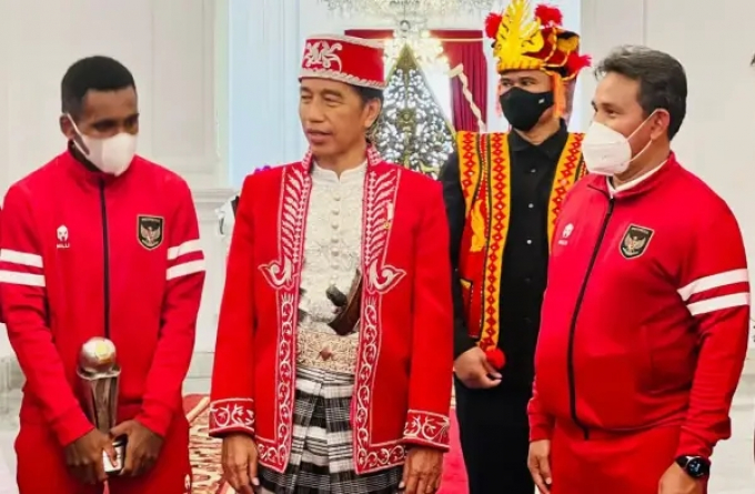 U16 Indonesia ăn mừng siêu hoành tráng, Chủ tịch LĐBĐ quẩy cực sung