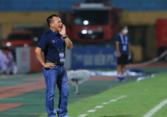 Trợ lý đắc lực của thầy Park thẳng thắn về con đường vô địch của Hà Nội FC