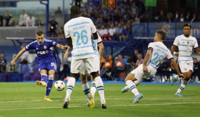 Thua sốc Dinamo Zagreb, 2 cầu thủ Chelsea bị chỉ trích