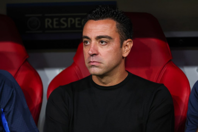Vì sao Barca càng sở hữu nhiều tài năng, Xavi lại càng thêm... đau đầu?