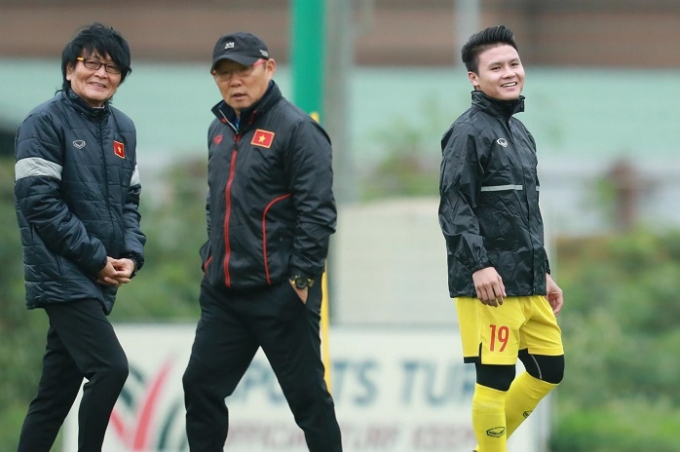 HLV Park Hang-seo tiết lộ sẽ hỏi Quang Hải 1 chuyện về Pau FC