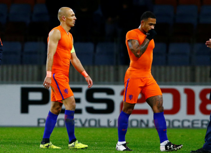 Hà Lan chạy đà cho ngày trở lại World Cup và nhiệm vụ cuối cùng của Van Gaal