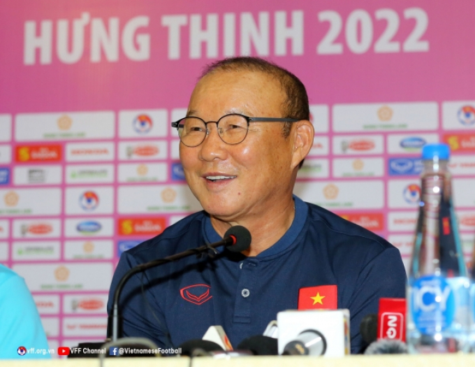Thầy Park nói rõ yêu cầu các sao nhập tịch phải có để thi đấu cho tuyển Việt Nam