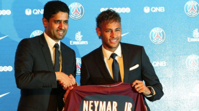 Tiết lộ: Neymar khóc ’cạn nước mắt’ trước khi rời Barcelona