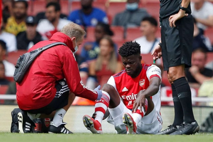 ’Sao’ Arsenal dính chấn thương trong đợt tập trung đội tuyển