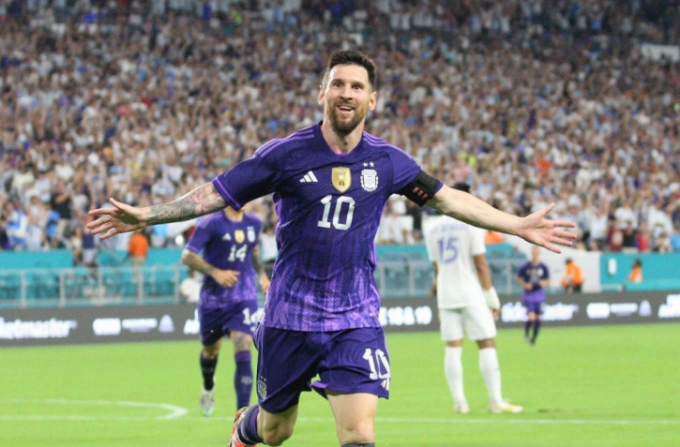 Messi được đồng đội tuyển Argentina đặt biệt danh kỳ lạ