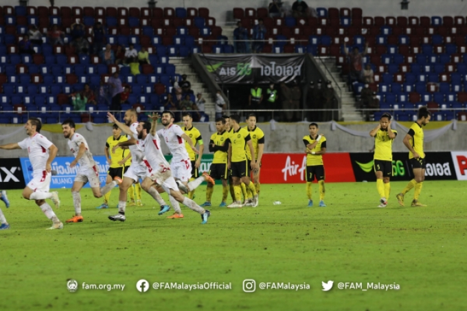 Sút penalty thảm họa, Malaysia ngậm ngùi vuột mất ngôi vương King’s Cup