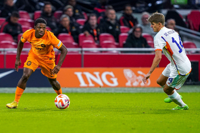 Van Gaal hiến kế cho Man United cách khóa chặt Kevin De Bruyne