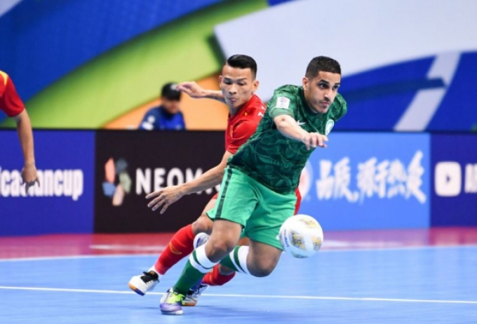 HLV Saudi Arabia đổ thừa vận đen, đánh giá ĐT futsal Việt Nam chung mâm Nhật Bản