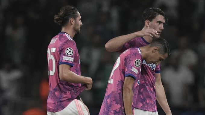 Juventus vụn vỡ trước Derby