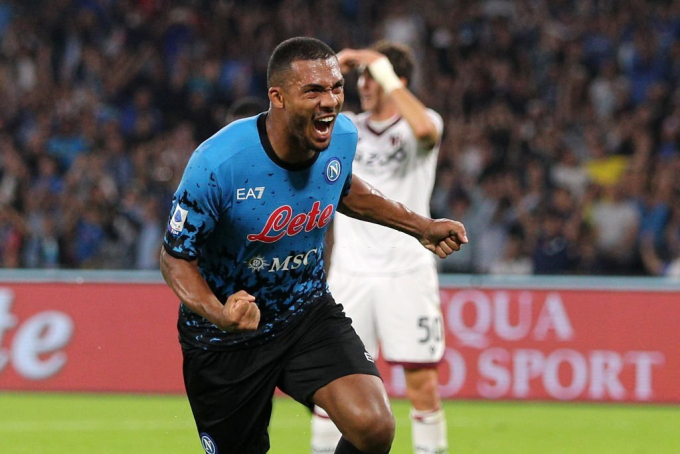 Tổng hợp tâm điểm Serie A vòng 10: Không thể ngăn cản Napoli; AC Milan thắng nghẹt thở