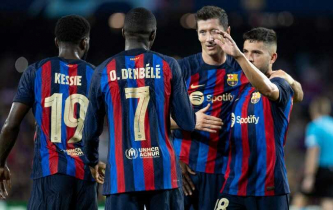 SPORT: Barca lên lịch giải quyết hợp đồng của 5 cầu thủ đội một