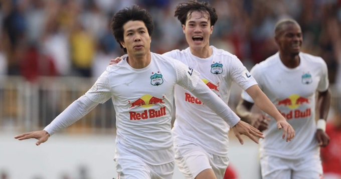 Danh tính 3 tuyển thủ Việt Nam lọt vào tầm ngắm của gã khổng lồ Malaysia