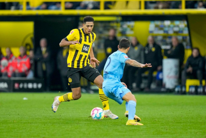 Kết quả Dortmund - Bochum: Ngày của những tài năng trẻ