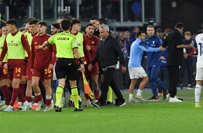 Kết quả AS Roma - Lazio: Sai lầm chết người dẫn đến thất bại đáng tiếc