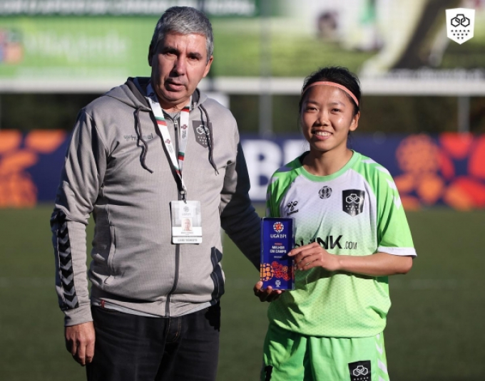 Huỳnh Như tiết lộ được đồng đội Lank FC nhường sút penalty
