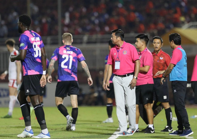 Lê Huỳnh Đức rời ghế Giám đốc kỹ thuật, Sài Gòn FC đến gần vé rớt hạng