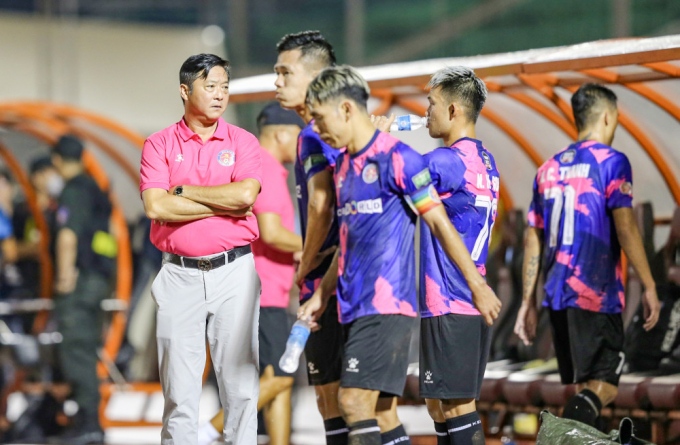 Lê Huỳnh Đức rời ghế Giám đốc kỹ thuật, Sài Gòn FC đến gần vé rớt hạng
