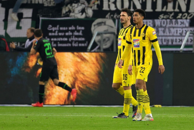 Tổng hợp tâm điểm vòng 15 Bundesliga: Dortmund hụt hơi; Freiburg rực sáng