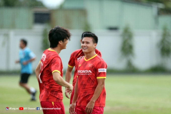 Vì sao Quang Hải hội quân muộn và bỏ lỡ 2 trận đấu của Việt Nam trước AFF Cup?