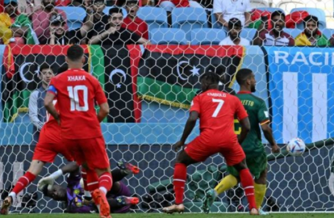 Vì sao Embolo không ăn mừng khi ghi bàn vào lưới Cameroon?